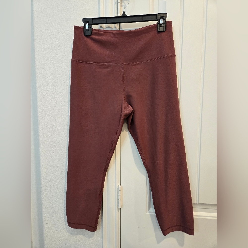 Brown High-Waisted Leggings‎